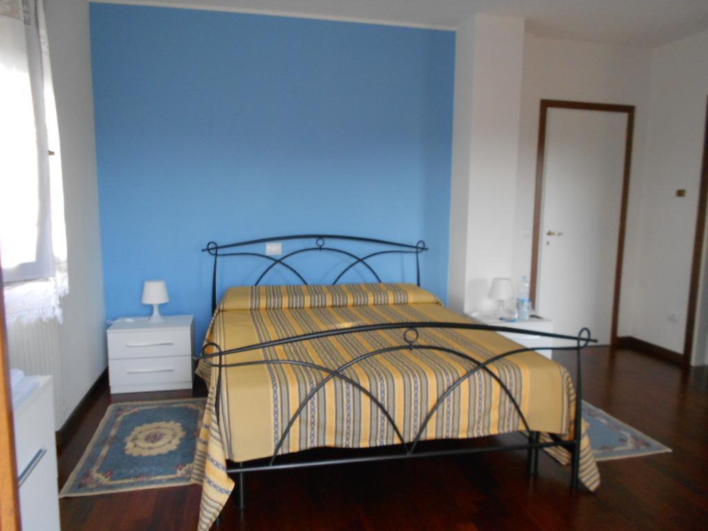 B&B San Bartolo Pesaro Ruang foto